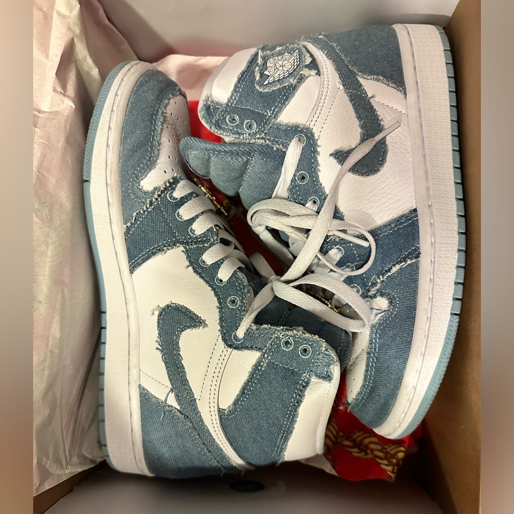 Air Jordan 1 High OG Denim (Women) size 7.5